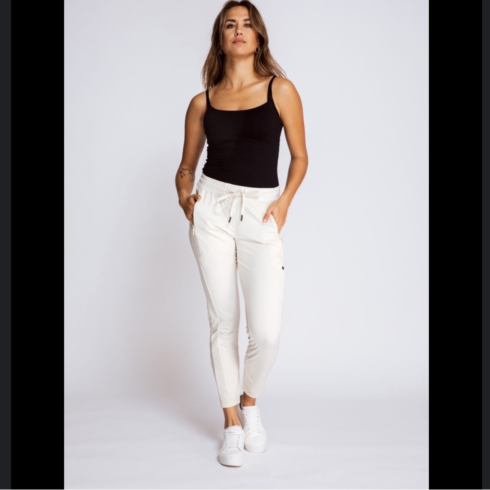 ZHRILL Chiara Casual Pant in Sand L